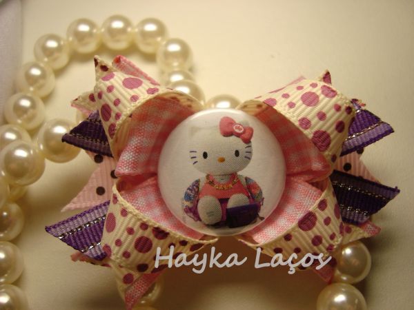 L-Wing-Hello Kitty-Gala Darling